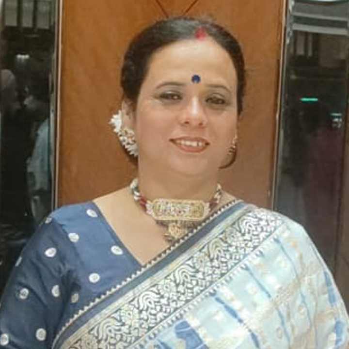 Smt. Parveen Khanna